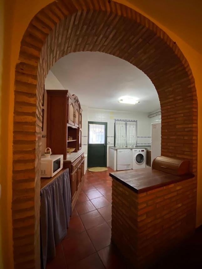 Espaciosa Y Elegante Casa Rural En Los Marines Extérieur photo